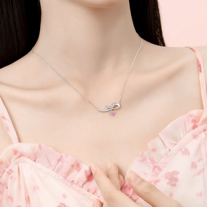 S925 Sterling Silber Kette mit rosa Herz Edelstein und funkelnden Diamanten