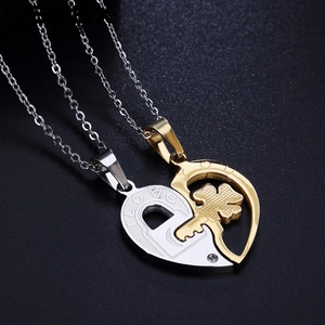 Couples heart jigsaw pendant necklaces set with I Love You engraving and key lock design