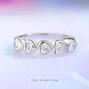 Luxury 925 Sterling Silver Heart Zirconia Eternity Band Row Ring For Women Elegant Dainty Silver Stackable Finger Jewelry