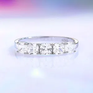 925 Sterling Silver Square Cut Zirconia Row Ring For Women Minimalist Fashion Stackable Finger Ring Jewelry Accessories Gift