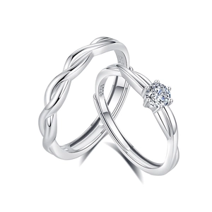 Anillos de pareja Mobius entrelazados de plata S925 con un brillante diamante de seis puntas