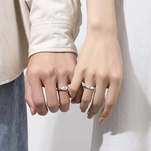 S925 silver clover couple rings with square diamond, minimalist luxury style for lovers