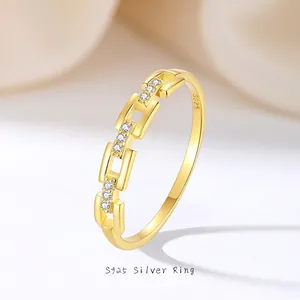 Bague Chaîne en Argent Sterling S925 Plaqué Or pour Femme Minimaliste avec Strass Micro Pavé Bijoux Bague Géométrique à la Mode