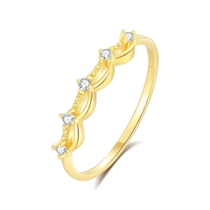 Elegant S925 sterling silver wave ring with five round cubic zirconia stones for women
