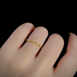Elegant gold S925 sterling silver ring with faceted geometric design and micro-inlaid zircons