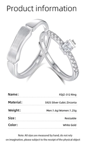 Détail de bagues ajustables en argent S925 pour couple avec finition brossée et zircone