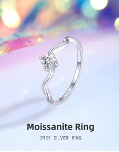Detail shot of S925 silver wavy ring showing 0.3CT moissanite stone and S925 hallmark