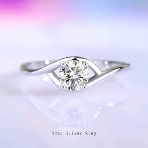 Minimalist 925 Sterling Silver Moissanite Ring Round Brilliant Cut Zirconia Four Claw Twisted Shank Ring For Women Wedding Daily Jewelry