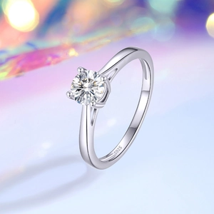 Classic S925 sterling silver solitaire ring with 0.5ct round moissanite in 4-prong setting