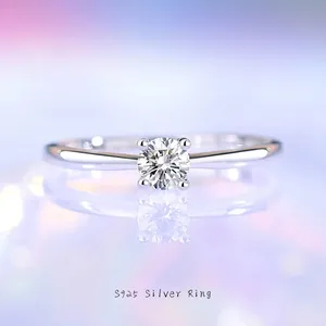 925 Sterling Silver Moissanite Ring For Women Minimalist Round Cubic Zirconia Engagement Ring Niche Luxury Daily Jewelry