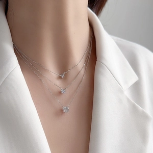 Dreilagige S925 Sterling Silber Halskette mit funkelnden Moissanit-Anhängern für Damen