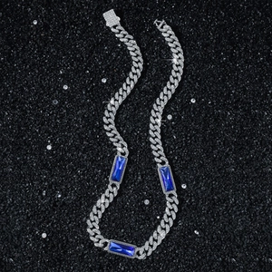 Hip-Hop-Panzerkette in Silber mit Zirkon-Pavee und blauen Kristall-Elementen