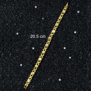 Macro del bracciale a catena XO da 8 mm in oro con cristalli trasparenti, lungo 20,5 cm
