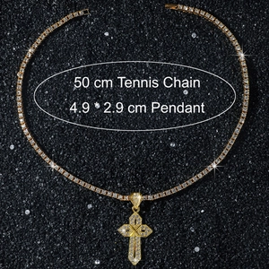 Détail d'un collier tennis hip-hop avec pendentif croix de 50cm et dimensions précises