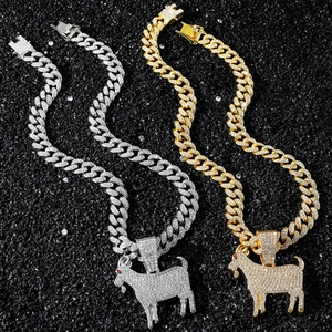 Hip hop iced out geit hanger ketting met luxe cubaanse ketting in goud en zilver finish