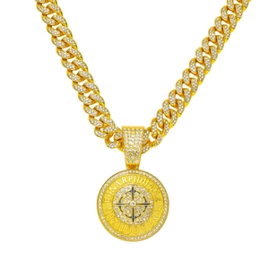 Collier Pendentif Boussole Hip Hop pour Hommes Alliage de Zinc Chaîne à Maillons Cubains Strass Style de Rue Bijoux