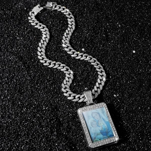 Chaîne cubaine argentée pour homme avec pendentif portrait de la Vierge Marie glacé