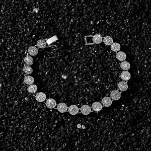 Bracelet luxueux argenté de 8mm à maillons ronds pavés de cristaux sur pierre noire
