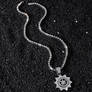 Silberne Hip-Hop-Tenniskette mit Sonnenblumenanhänger und drehbarem Blatt-Motiv