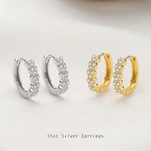 Boucles d'Oreilles Huggie Petites Créoles en Argent Sterling 925 Forme de Cœur Avec Zircone Cubique Micro-Pavé pour Femme Bijoux