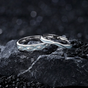 Adjustable S925 sterling silver couple rings with blue enamel and feather engraving