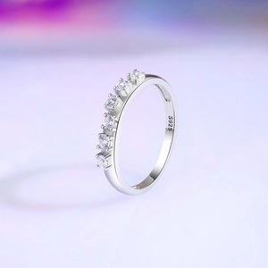 Anillo de Plata de Ley 925 con Diamantes en Fila para Mujer Chapado en Oro de 18K Zirconia Minimalista Joyería de Lujo