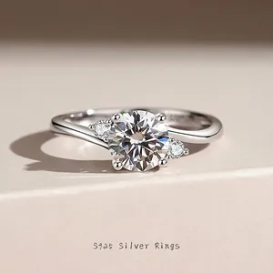925 Sterling Silver Moissanite Ring For Women 1 Carat Round Cut Zirconia Three-stone Adjustable Twisted Band Wedding Jewelry Gift