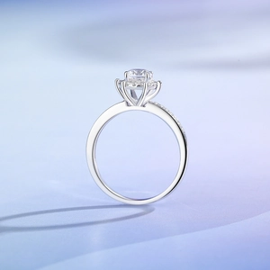 Classic 925 silver halo engagement ring with 6-prong VVS1 moissanite and pavé diamonds