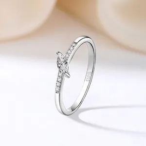 Bague en Argent Sterling S925 Avec Strass Taille Marquise pour Femme Minimaliste Asymétrique Géométrique Bague Bijoux Luxe Léger