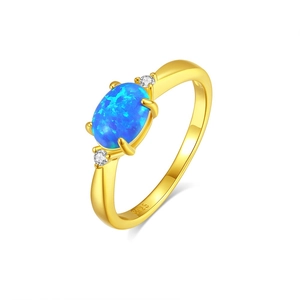 Ring aus 925er Sterlingsilber vergoldet mit blauem Opal und kleinen Zirkonia-Steinen