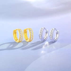 Élégantes boucles d'oreilles huggie en argent S925 avec zircon carré en or et argent