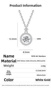 Dettaglio macro della collana cuore in argento S925 con pendente halo e specifiche