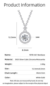 Vista dettagliata del pendente in argento S925 con dimensioni 12,5x8,5mm e misure