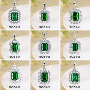 925 Sterlingsilber Smaragdgrün Zirkonia Anhänger Halskette Für Damen Vintage Elegant Blume Halo Halsschmuck Geschenk Für Hochzeit
