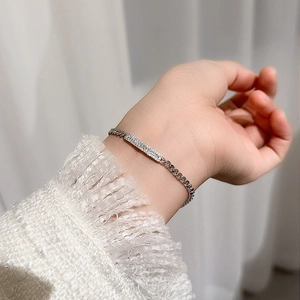 Elegant 925 sterling silver Cuban link bracelet with a sparkling crystal bar for women