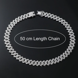 Chaîne cubaine 50 cm de couleur argentée sertie de cristaux brillants pour un style hip hop