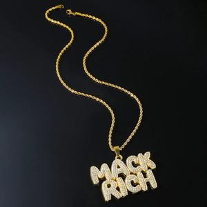Hip-Hop-Halskette in Gold mit MACK RICH Anhänger, eisbesetzt mit Zirkonia und Kordelkette