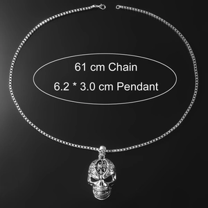 Gothic skull pendant necklace with silver chain, measuring 61cm length and 6.2cm height