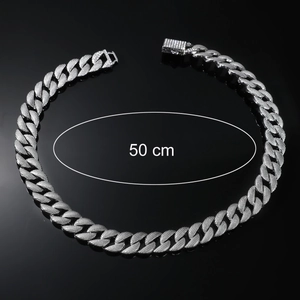 Chaîne cubaine 16mm argentée de 50cm pour hommes avec pierres en zircone cubique
