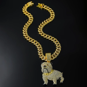 Collana con Ciondolo Bulldog Hip Hop in Lega con Strass Iced Out Ciondolo Cane Catena Cubana per Uomo Gioielli Streetwear Personalizzati