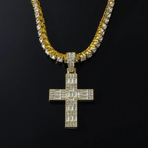 Collana tennis 5mm oro con grande ciondolo a croce scintillante per uno stile hip hop
