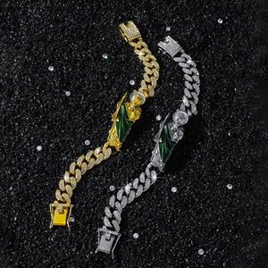 Bracelets Cuban link San Judas Tadeo glacés en or et argent avec émail vert