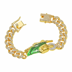 Pulsera cubana de hip hop para hombre en oro con dije de San Judas y esmalte verde