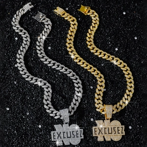 Collier avec pendentif lettres NO EXCUSEZ or et argent glacé avec grosse chaîne cubaine