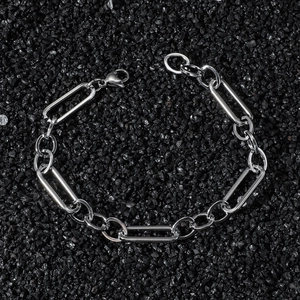 Hip-Hop Edelstahl Armband mit geometrischer Gliederkette und Karabinerverschluss auf Steinen