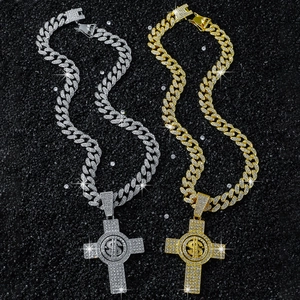 Collana hip-hop da uomo con ciondolo a croce con dollaro rotante e cristalli brillanti