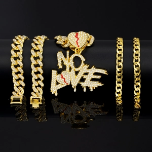 Hip-hop gold NO LOVE pendant set with iced out cuban link chains and red heart