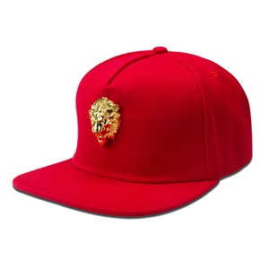 Red snapback hip-hop hat featuring a detailed gold lion head emblem on high-quality cotton
