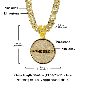 Dimensiones detalladas del collar hip hop dorado con colgante de circonia y cadena cubana