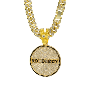 Collar de hip hop con colgante redondo y cadena cubana con letras KONHDEBOY